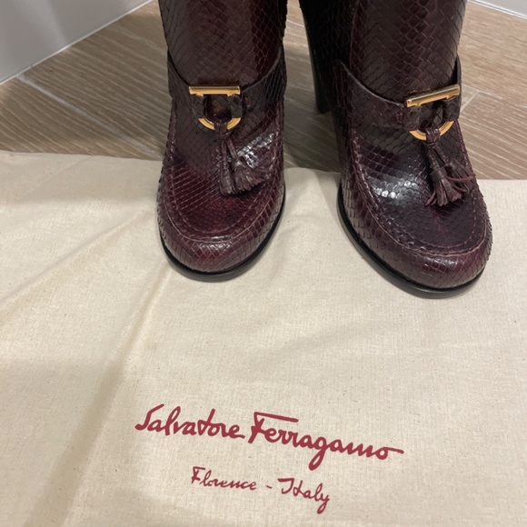 Ferragamo Boots - Picture 2 of 5